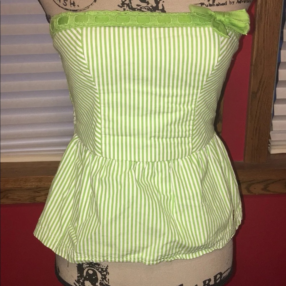 Strapless crop top